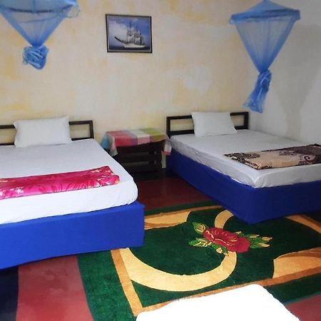 Bed and Breakfast Lily Adam'S Peak Nallathanniya Exterior foto